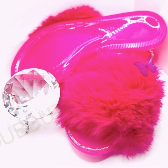🌺NEW ARRIVAL🌺 Hot Pink Jelly Furry Slides - Picture 3 of 5